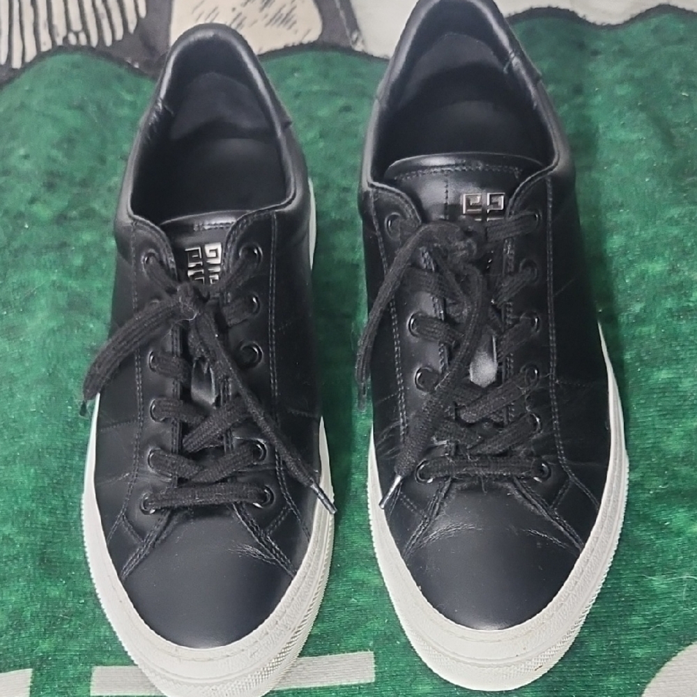Givenchy Black Leather Men's Sneakers City SPORT